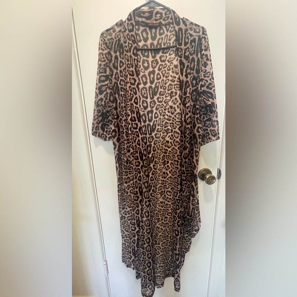 Crazy Train Leopard Print kimono in Brown and Black cheetah print